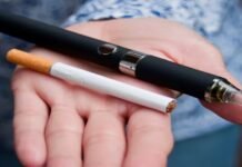 मच गया हंगामा, संसद में किसने पी ई-सिगरेट?