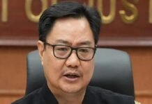 केंद्रीय मंत्री रिजिजू के गंभीर आरोप, ओम बिरला के चैंबर में जबरन घुसकर दीं गालियां