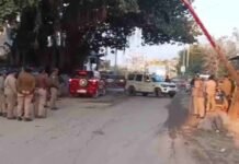 कोटद्वार में बाहर से आने वाले नेताओं और मीडिया पर बैन, पुलिस अलर्ट, यूपी की सीमा से लौटाए जा रहे वाहन