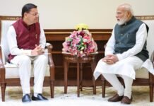 प्रधानमंत्री मोदी से मिले सीएम धामी, उत्तराखंड आने का दिया निमंत्रण