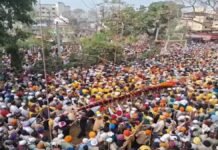 उत्तराखंड : दरबार साहिब में जयकारों के साथ हुआ श्री झंडे जी का आरोहण, इनको मिला दर्शनी गिलाफ चढ़ाने का सौभाग्य