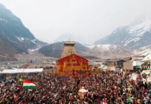 ग्यारहवें ज्योर्तिलिंग श्री केदारनाथ धाम के कपाट खुले