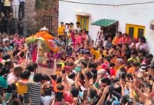 केदारनाथ धाम के कपाट खुलने की प्रक्रिया शुरू, ओंकारेश्वर मंदिर से निकली पंचमुखी डोली