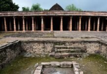 धार भोजशाला विवाद पर बड़ा फैसला: कोर्ट ने कहा- ‘यह मंदिर है, हिंदुओं को पूजा का अधिकार’