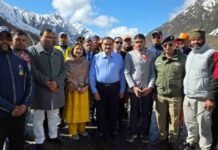 केदारनाथ धाम पहुंचे गौतम अदाणी, बाबा केदार के दर्शन कर लिया आशीर्वाद