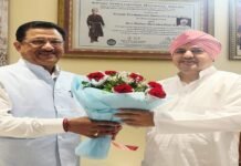 धस्माना ने महंत देवेन्द्र दास से की मुलाकात, स्वास्थ्य सेवाओं के लिए जताया आभार
