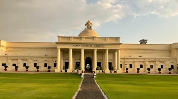 IIT-Roorkee-Campus