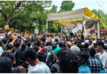 जंतर-मंतर पर फिर सजा मंच, जुटी हजारों की भीड़, CJP का संसद मार्च जारी