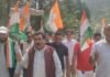 चौबट्टाखाल में कांग्रेस का प्रदर्शन, मुख्य चुनाव आयुक्त के खिलाफ पुतला दहन